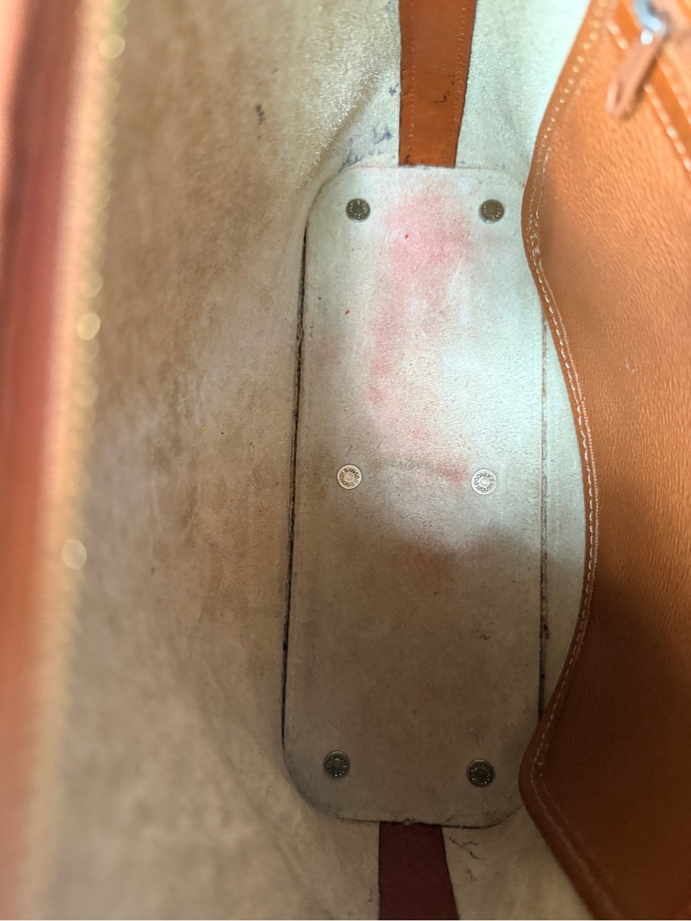 Dooney & Bourke | Vintage Cream & Tan All-Weather Pebbled Leather Shoulder Bag - Picture 9 of 16
